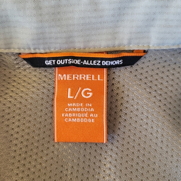 NEW- Merrell Men's Casual Button Down Shirt in Olive , Size Large - Picture 3 of 6